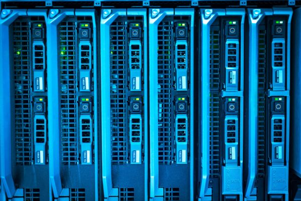 Dell Compellent SC oder Dell PowerStore – welche Storage-Plattform wählen? Was sind die Unterschiede?