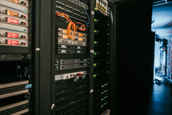 Database server – how to choose a high-performance configuration?