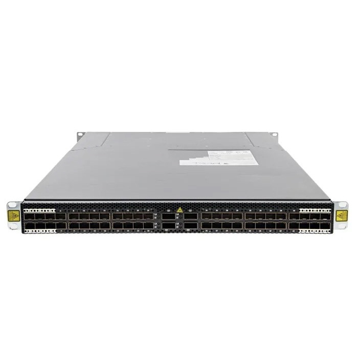 Switch Juniper Networks 48x10GbE SFP+ 4x40GbE QSFP+ F2R 2x PSU