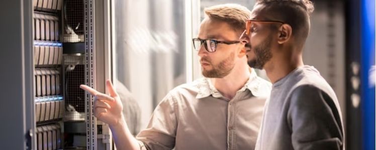 Serverschrank und Dell Server